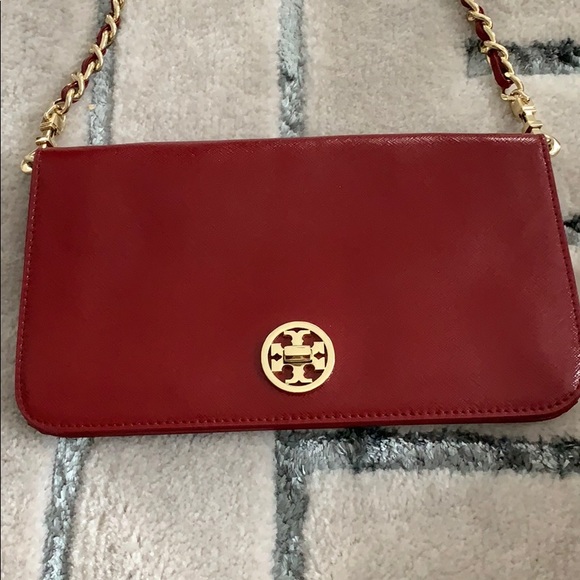 Tory Burch Handbags - Tory Burch Adalyn crossbody bag